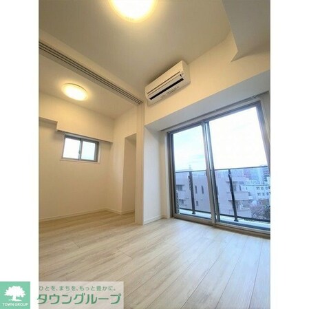 コンフォリア・リヴ新中野SOUTHの物件内観写真